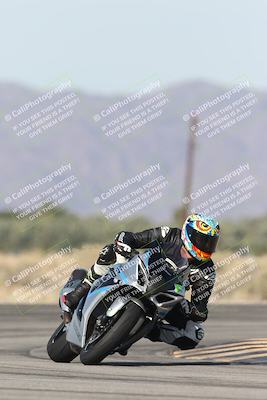 media/Nov-30-2025-TrackXperience (Sun) [[c0061d280f]]/3-Level 1/Session 3 (Turn 16)/